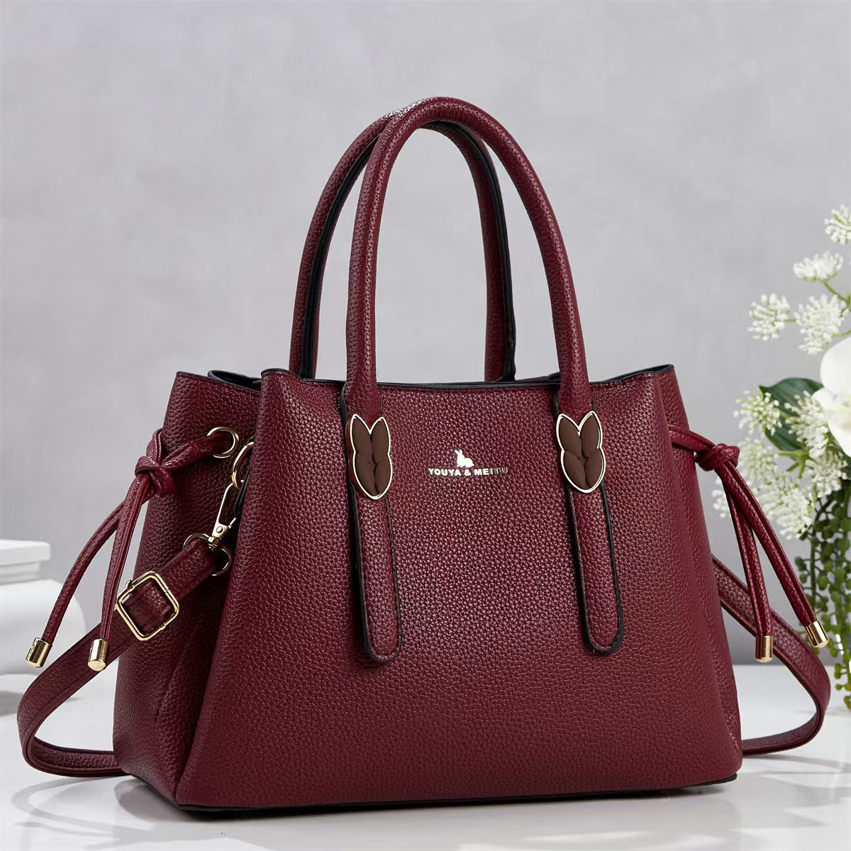 Cartera coqueta de tamaño mediano