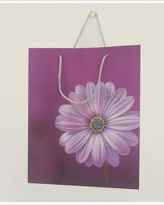 Bolsa de regalo en papel mediana • 26cm largo x 32cm alto
